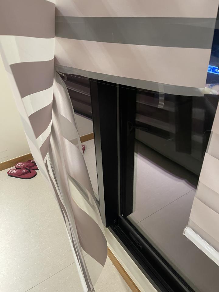 窗簾安裝維修案件圖片