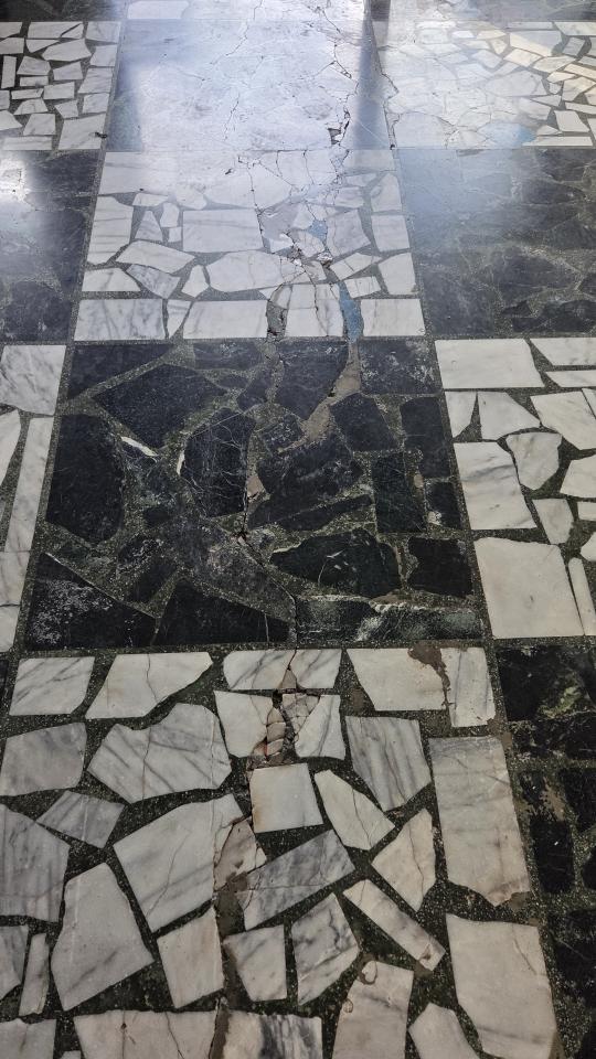 地板維修案件圖片