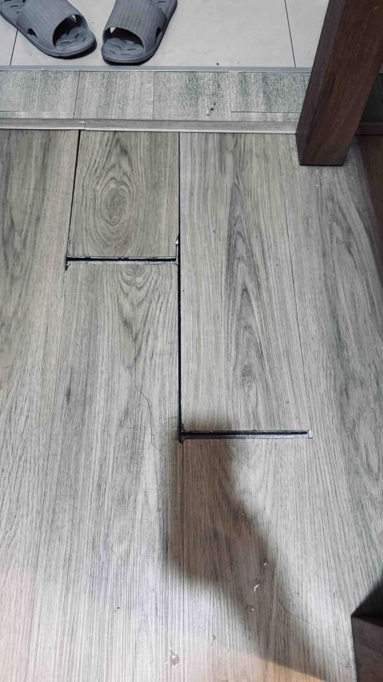 地板維修案件圖片