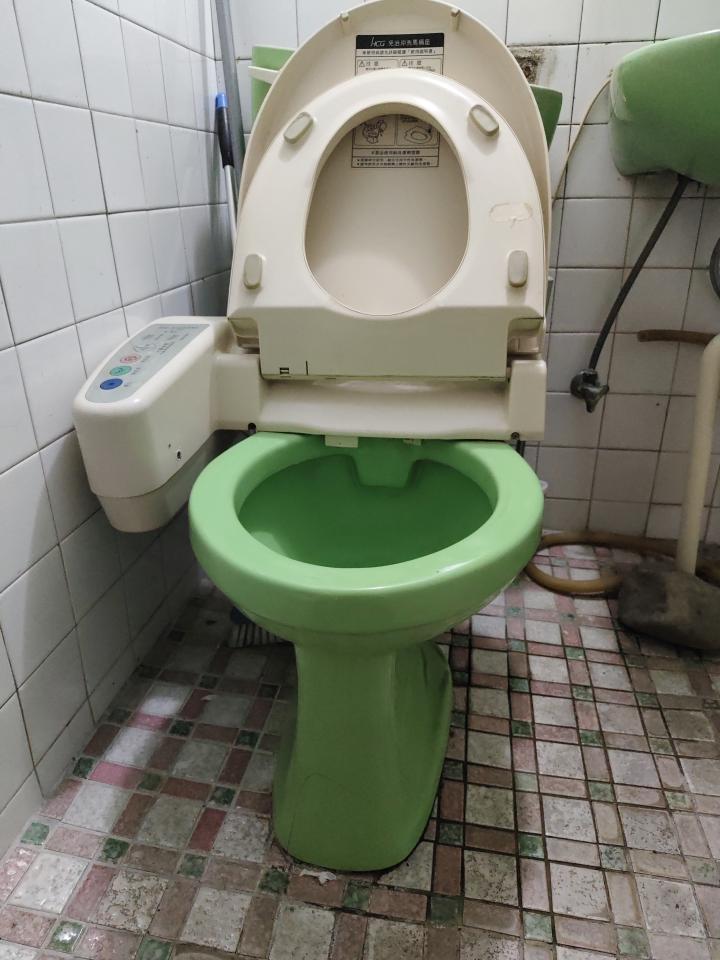 馬桶裝修案件圖片