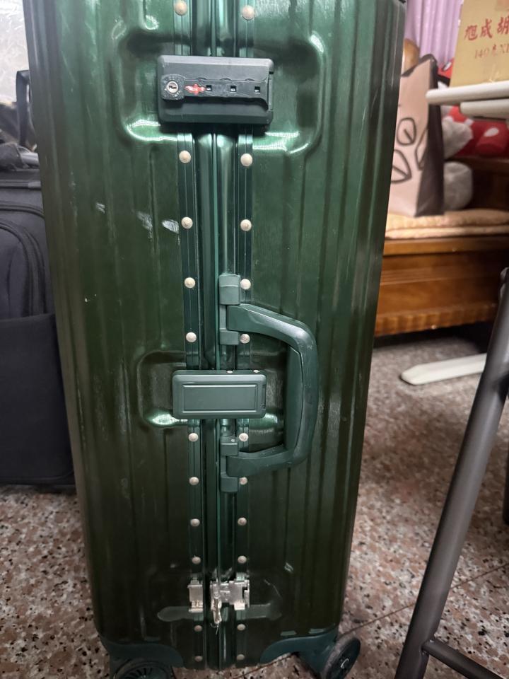 行李箱維修案件圖片