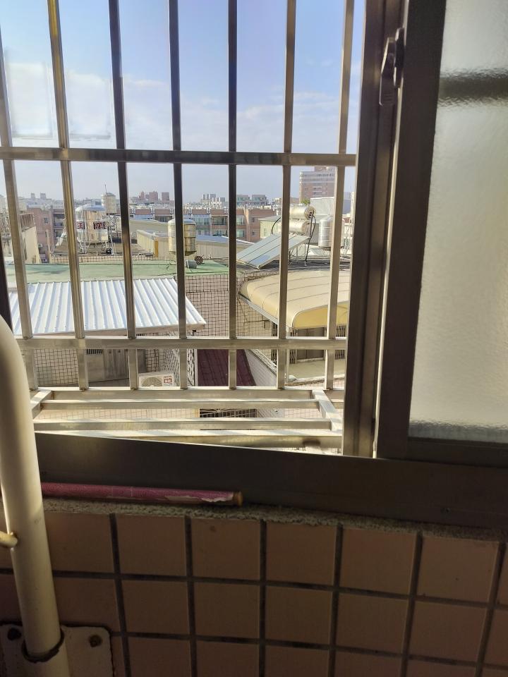 採光罩案件圖片