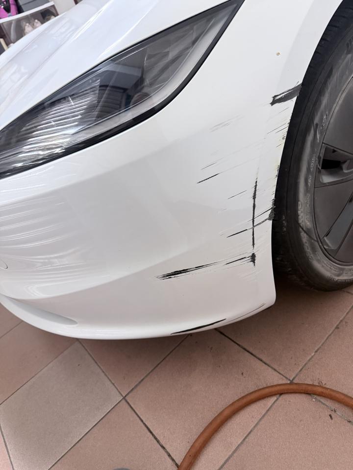 汽車板金烤漆案件圖片