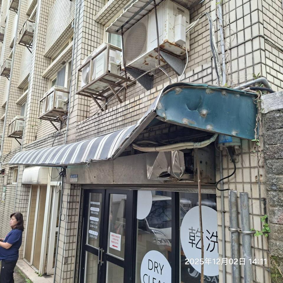 遮雨棚安裝案件圖片