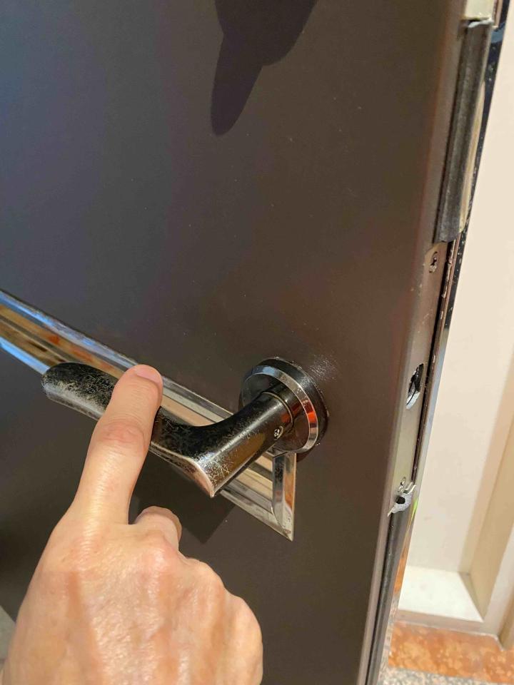 門片維修案件圖片