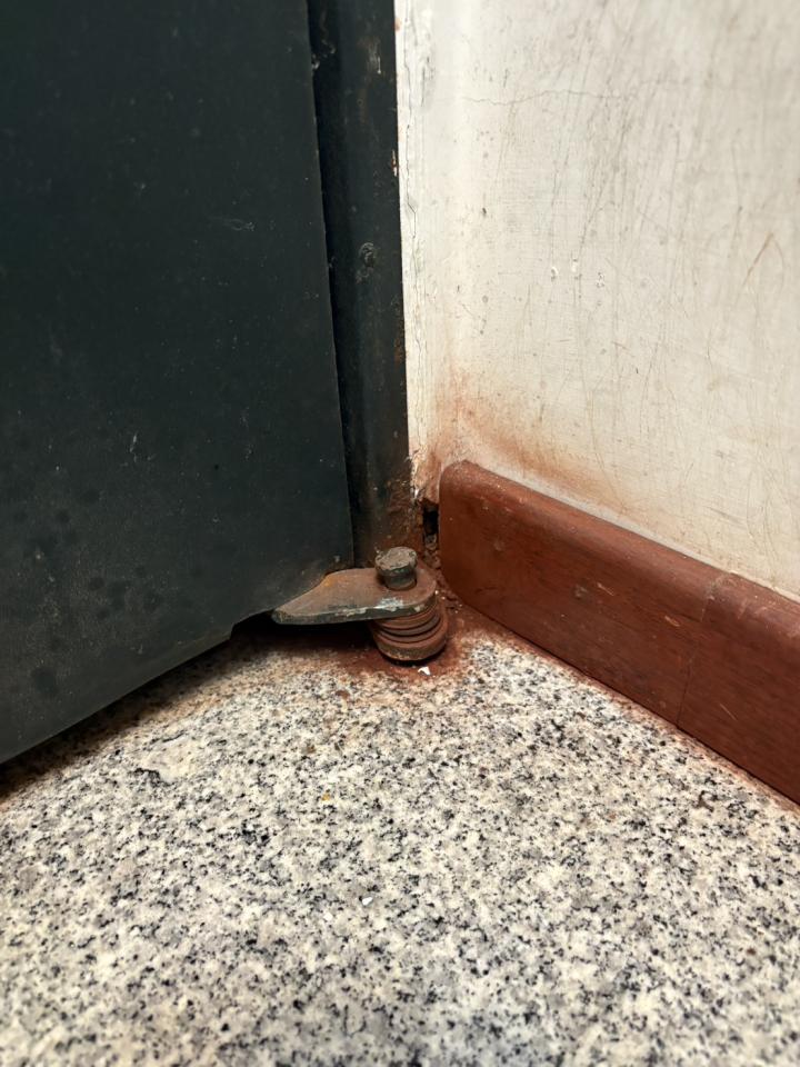 門片維修案件圖片