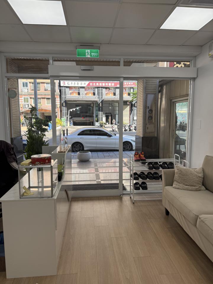 玻璃清潔案件圖片