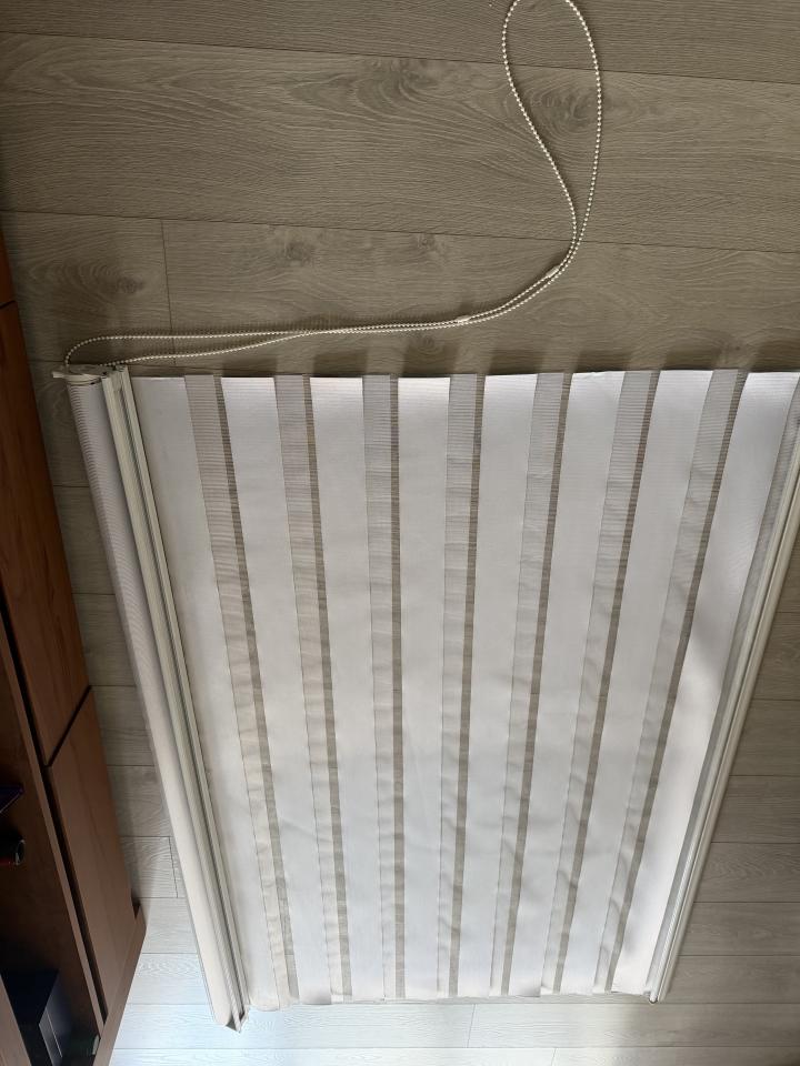 窗簾安裝維修案件圖片