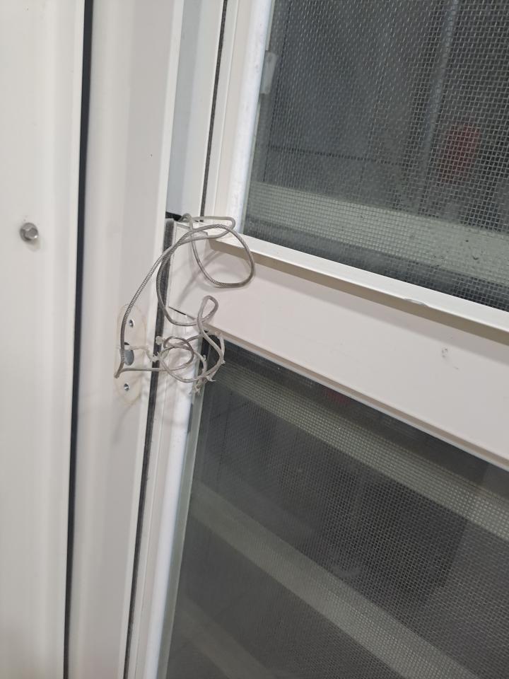 窗戶維修案件圖片