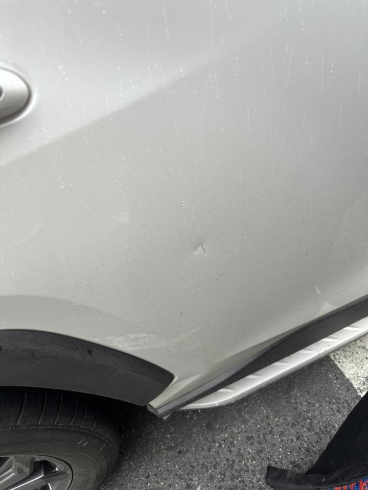 汽車板金烤漆案件圖片