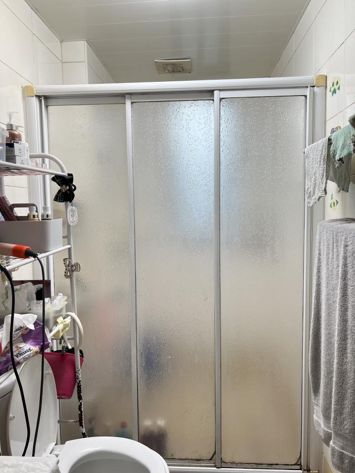 淋浴拉門安裝維修案件圖片