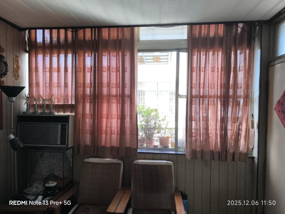 窗簾安裝維修案件圖片