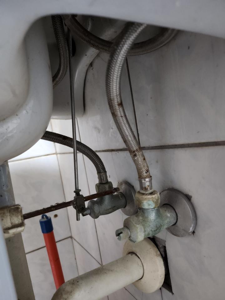 水龍頭裝修案件圖片