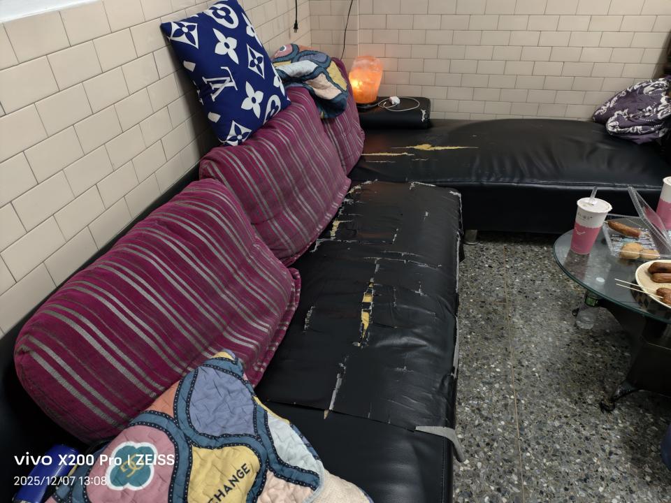 沙發修理案件圖片