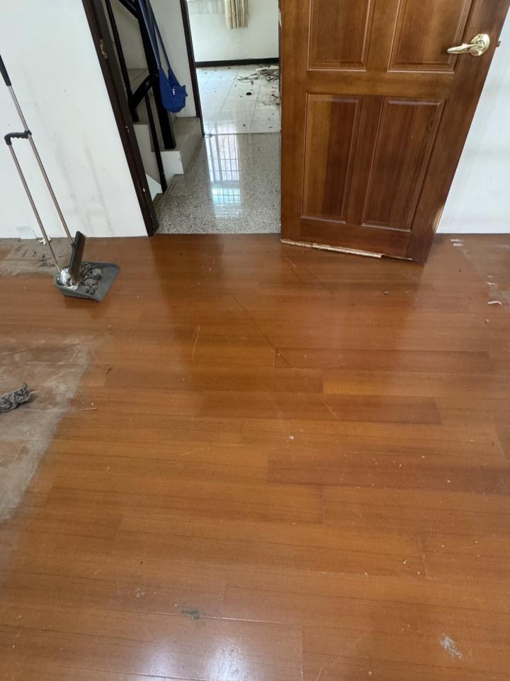 地板維修案件圖片