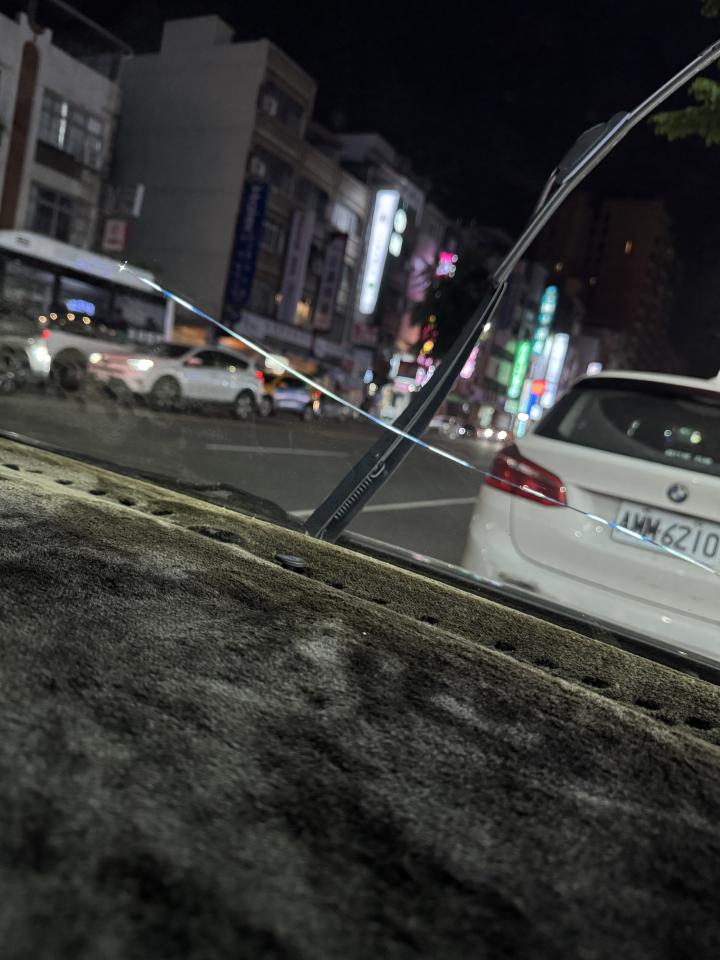 汽車玻璃修補案件圖片