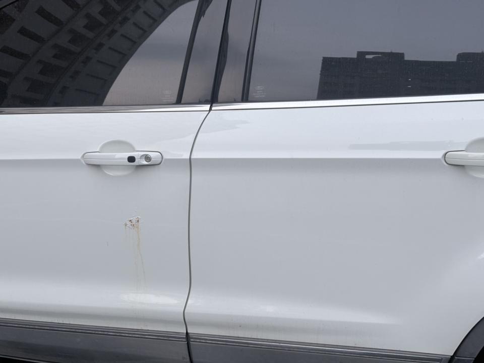 汽車板金烤漆案件圖片