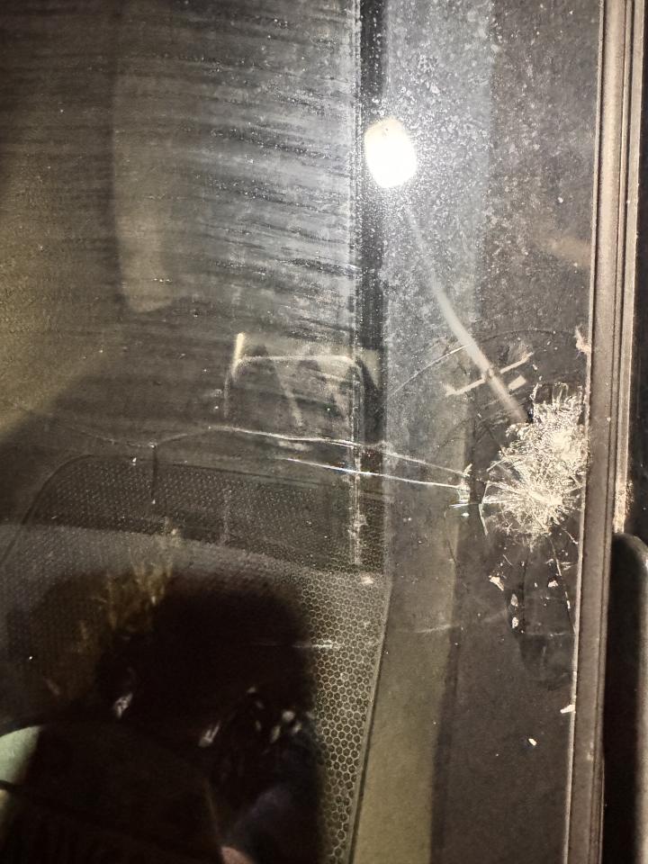 汽車玻璃修補案件圖片