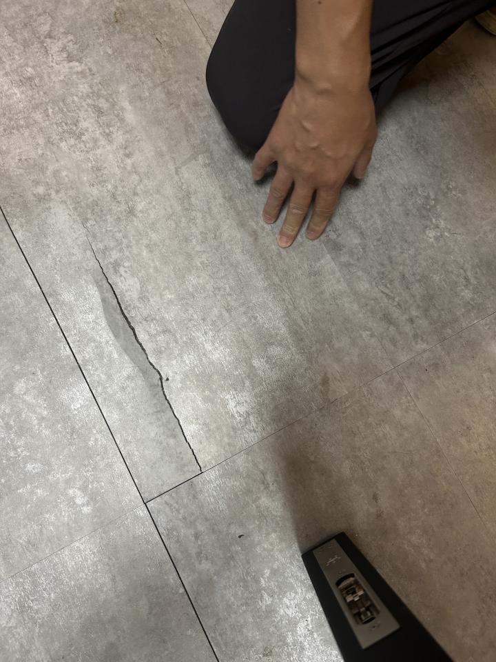 地板維修案件圖片