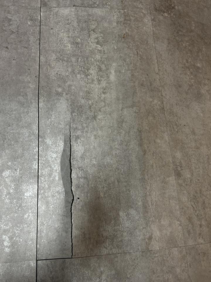 地板維修案件圖片