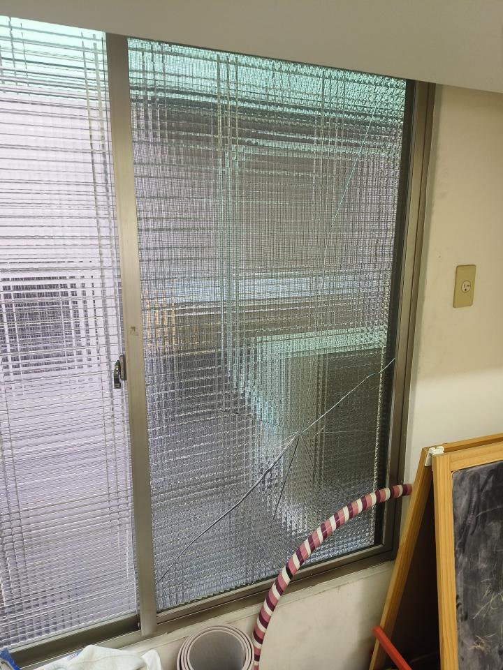 鋁門窗案件圖片