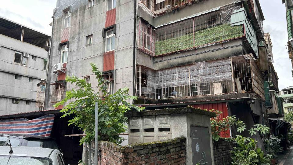 遮雨棚安裝案件圖片