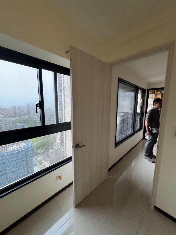 窗簾安裝維修案件圖片