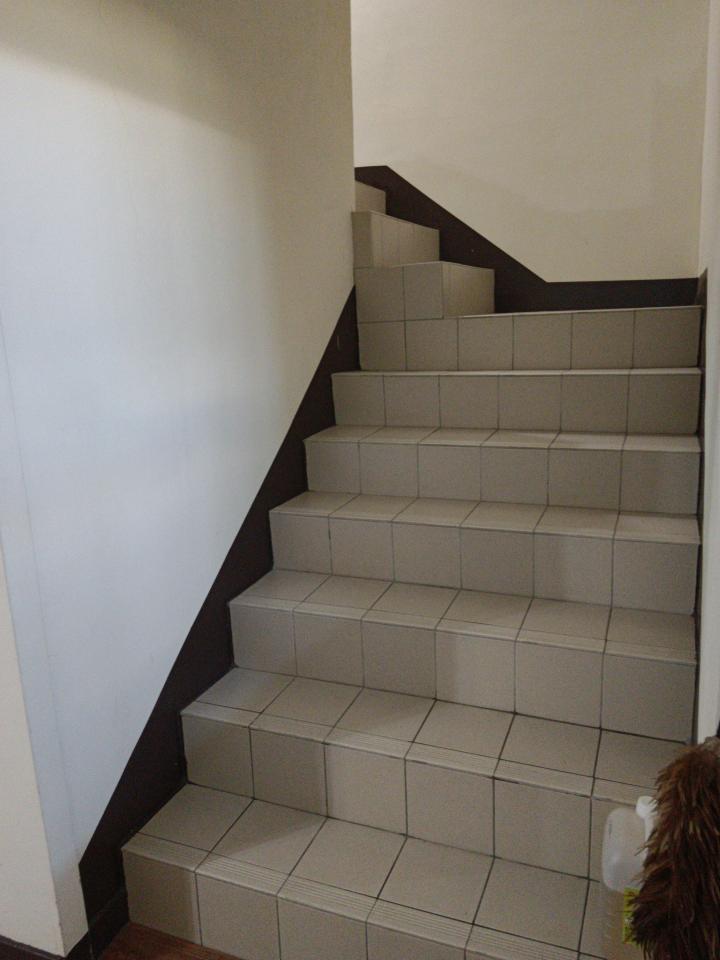 樓梯扶手案件圖片