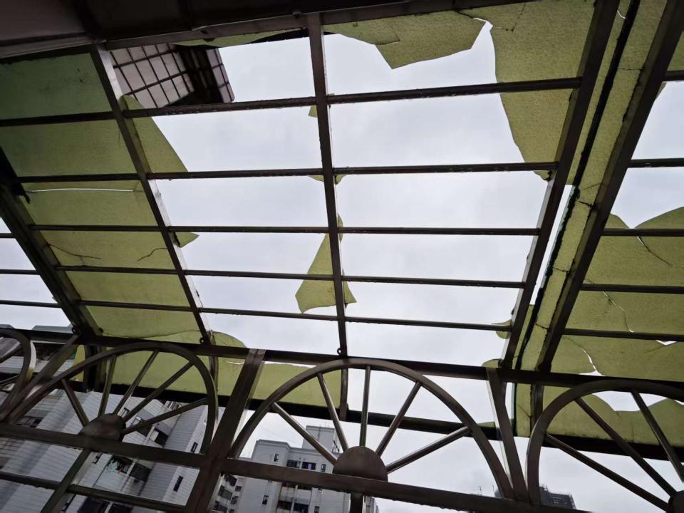 採光罩案件圖片