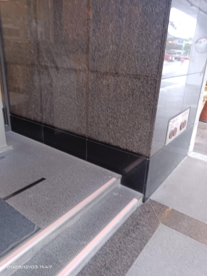 樓梯扶手案件圖片