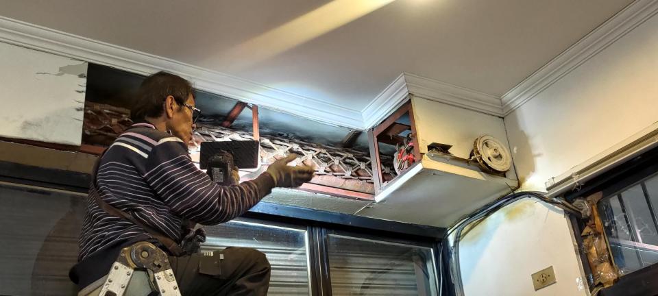 鐵捲門維修案件圖片