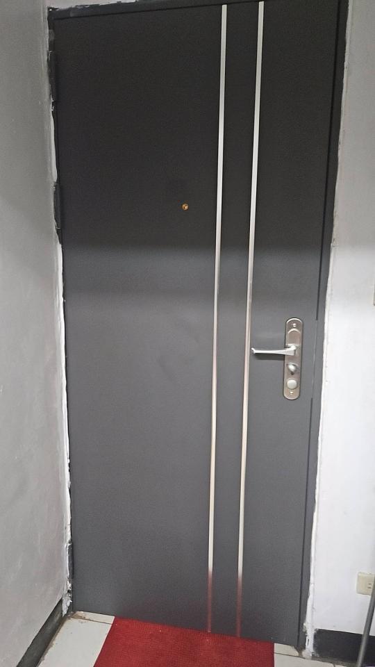 門片安裝案件圖片