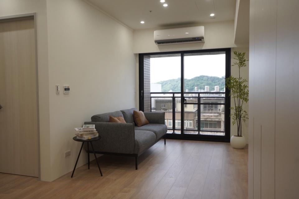 窗簾安裝維修案件圖片