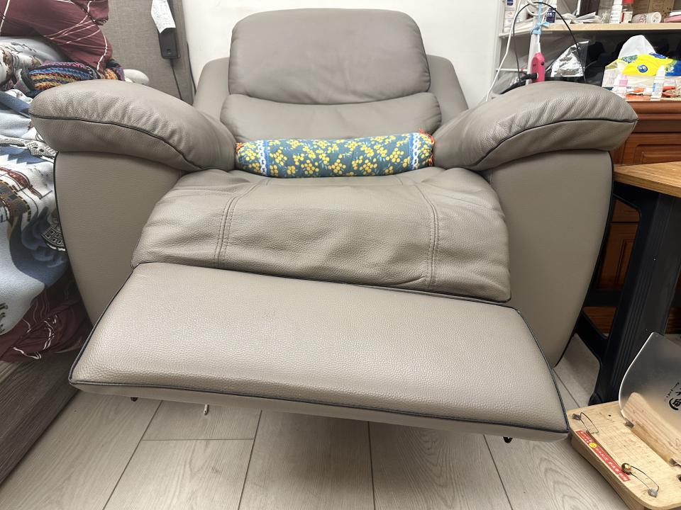 沙發修理案件圖片