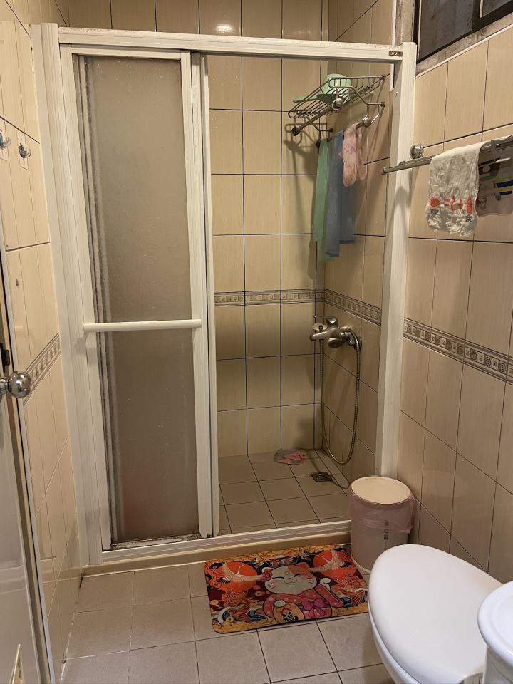 淋浴拉門安裝維修案件圖片