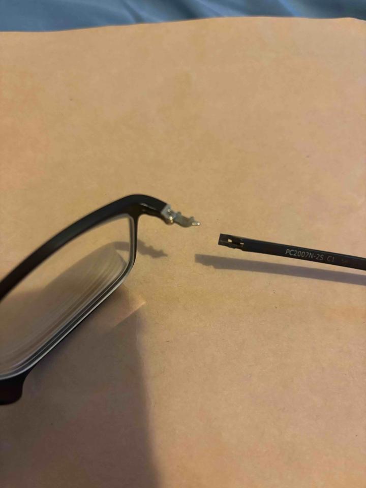 眼鏡維修案件圖片