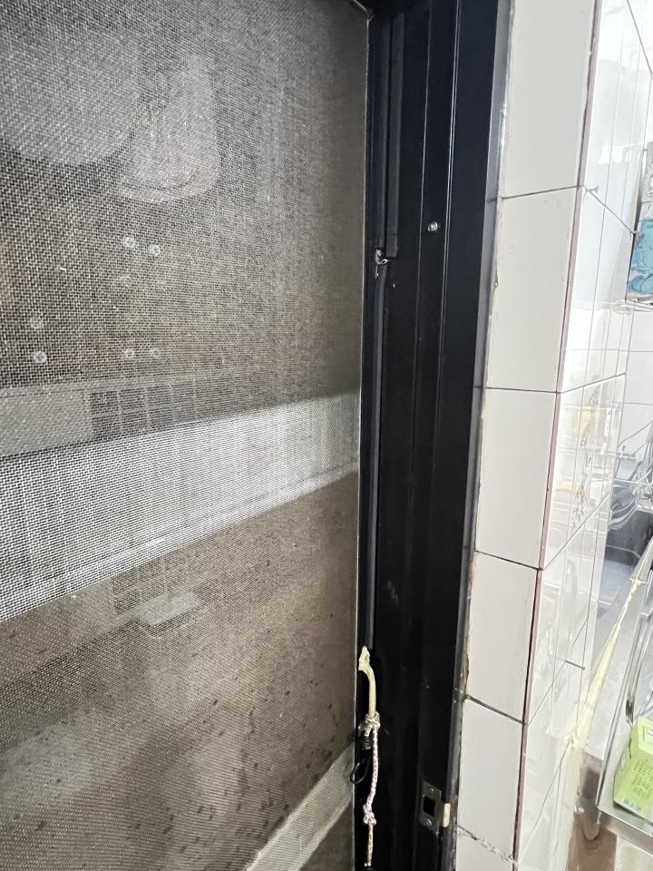 門片維修案件圖片