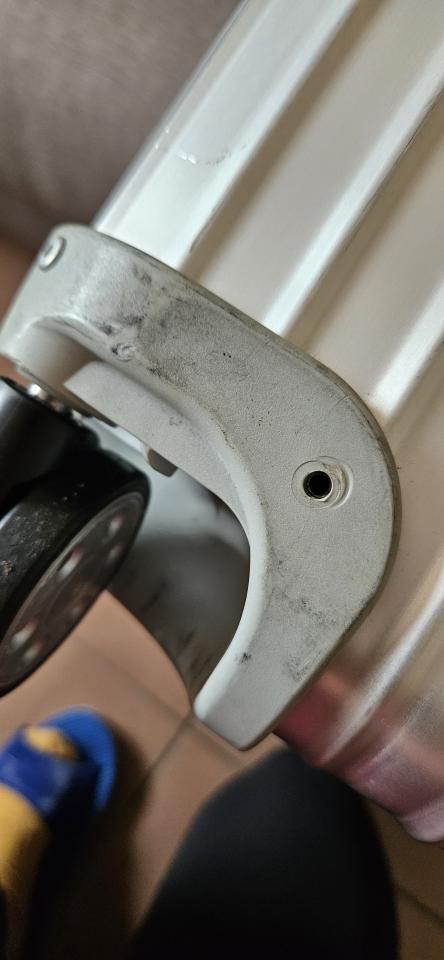 行李箱維修案件圖片