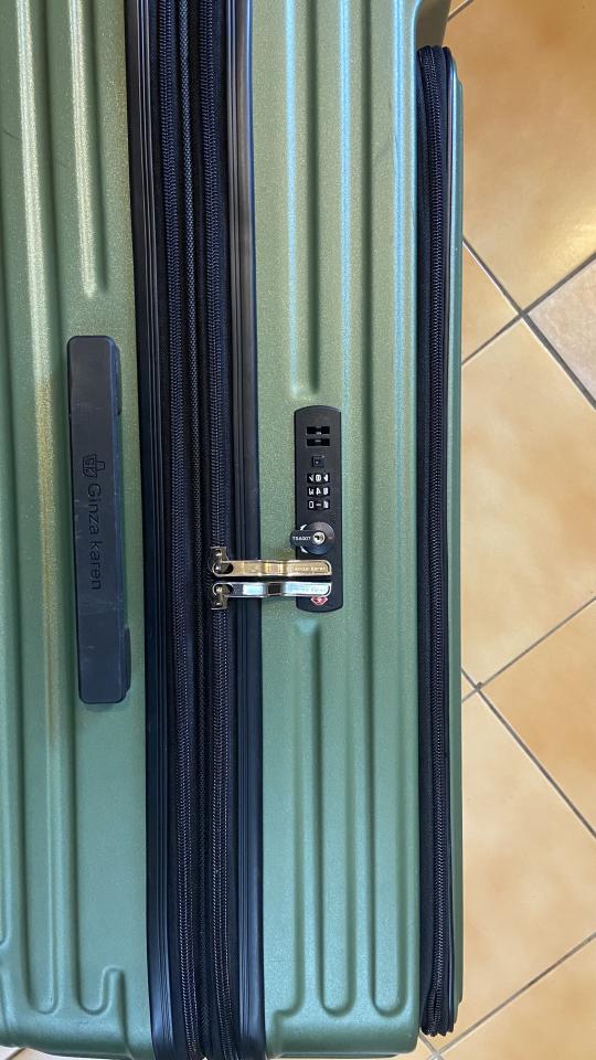 行李箱維修案件圖片