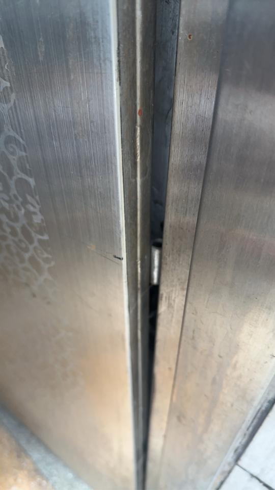 門片維修案件圖片
