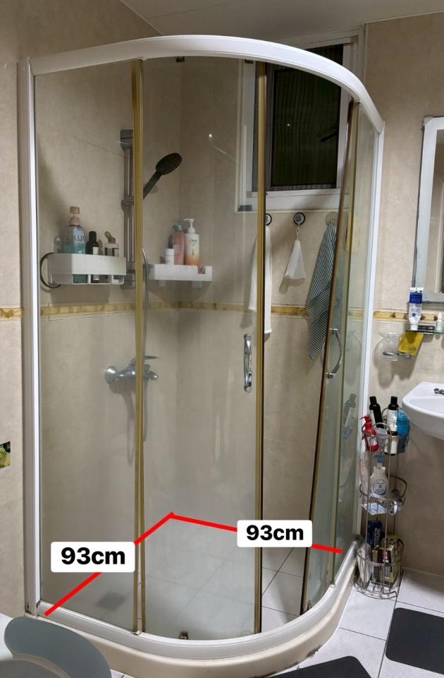 淋浴拉門安裝維修案件圖片