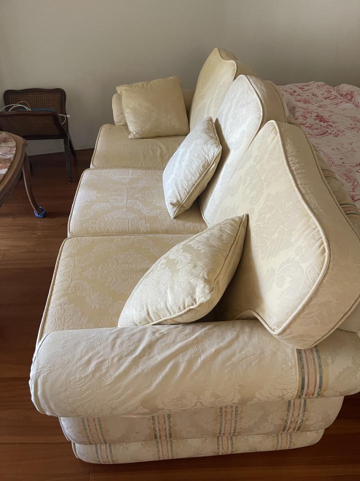 沙發修理案件圖片