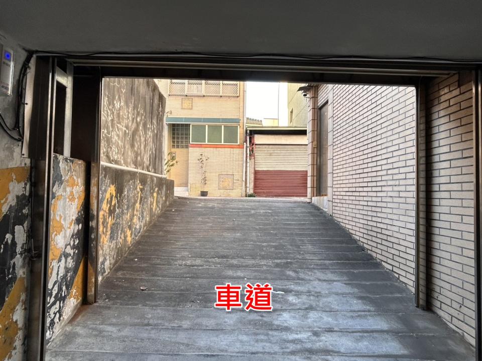 鐵捲門維修案件圖片