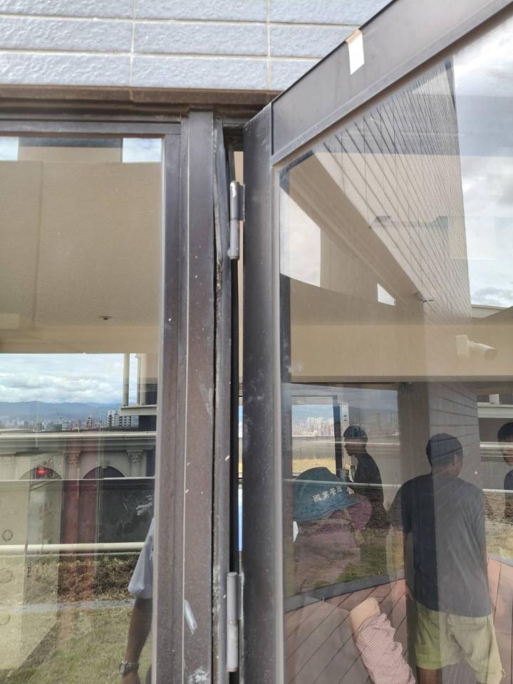 鋁門窗案件圖片