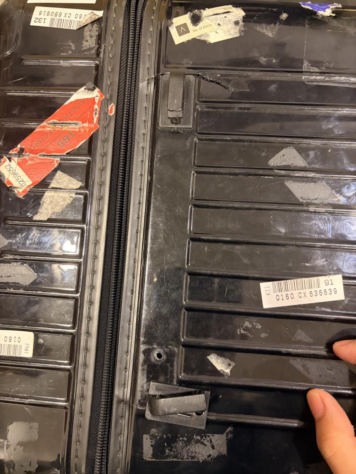 行李箱維修案件圖片