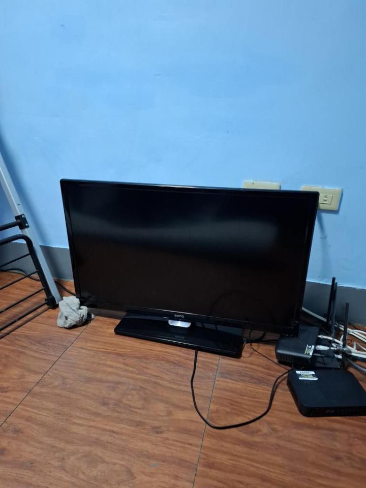 電視壁掛架安裝案件圖片