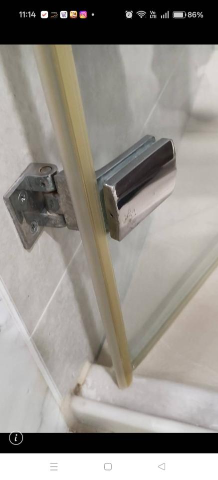 淋浴拉門安裝維修案件圖片