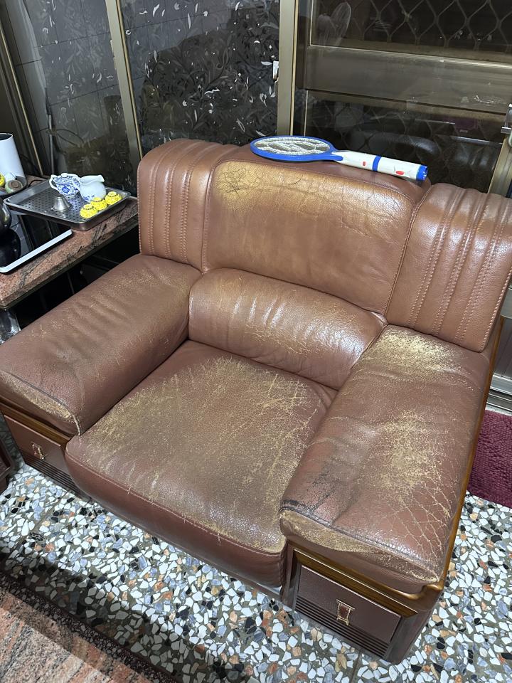 沙發修理案件圖片