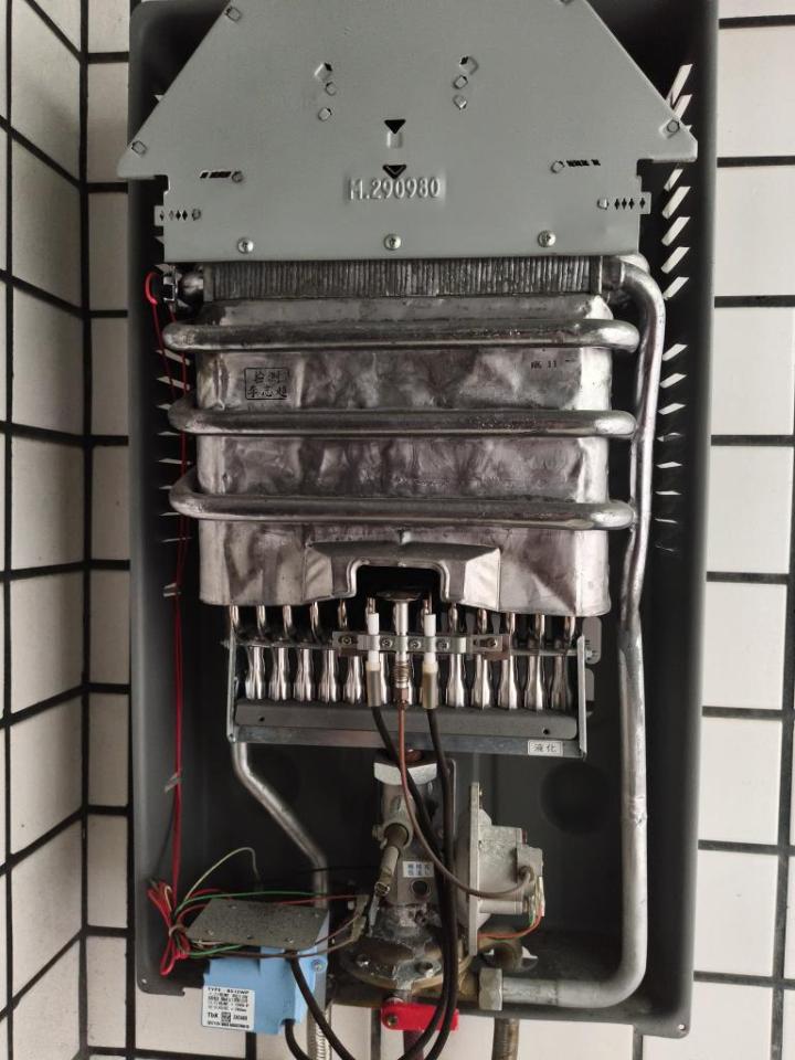 熱水器維修案件圖片