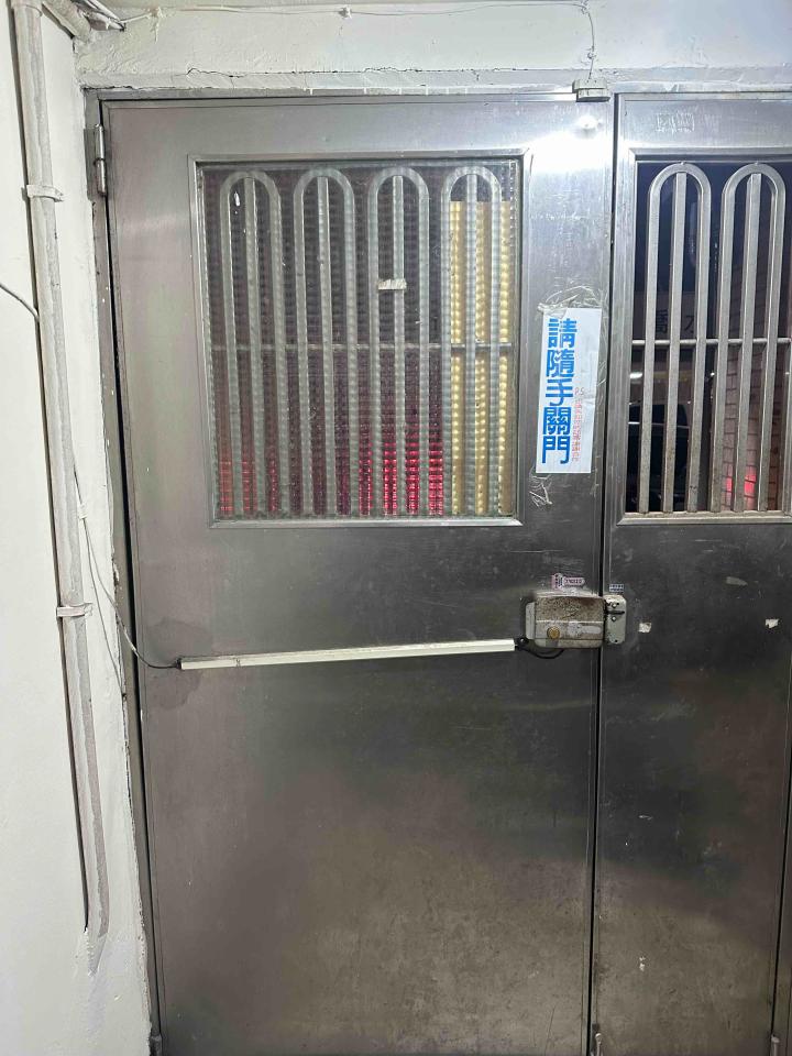 門片維修案件圖片